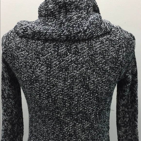 American Eagle Outfitters Women Cable Knit Cowl Neck Sweater S Black White - Picture 10 of 10